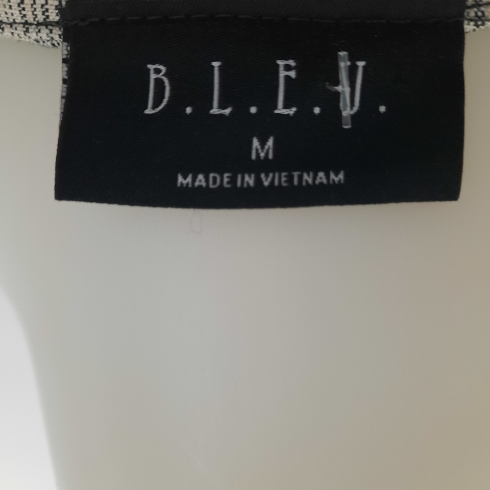 TOP - Picture 4 of 4